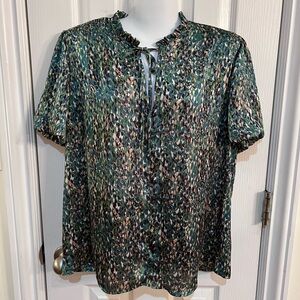 Boutique Women's Multicolor Patterned Top